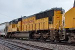 UP 4016 trails on westbound manifest 